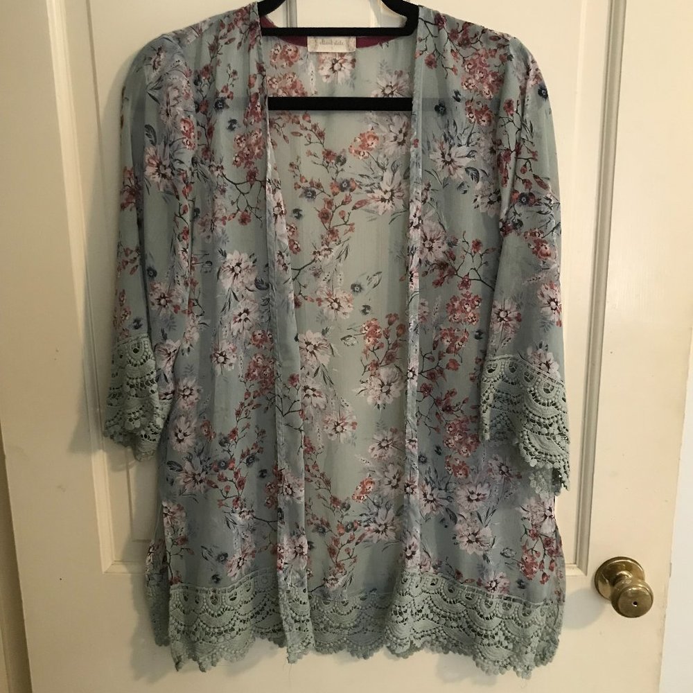 Small Altar'd State Kimono
